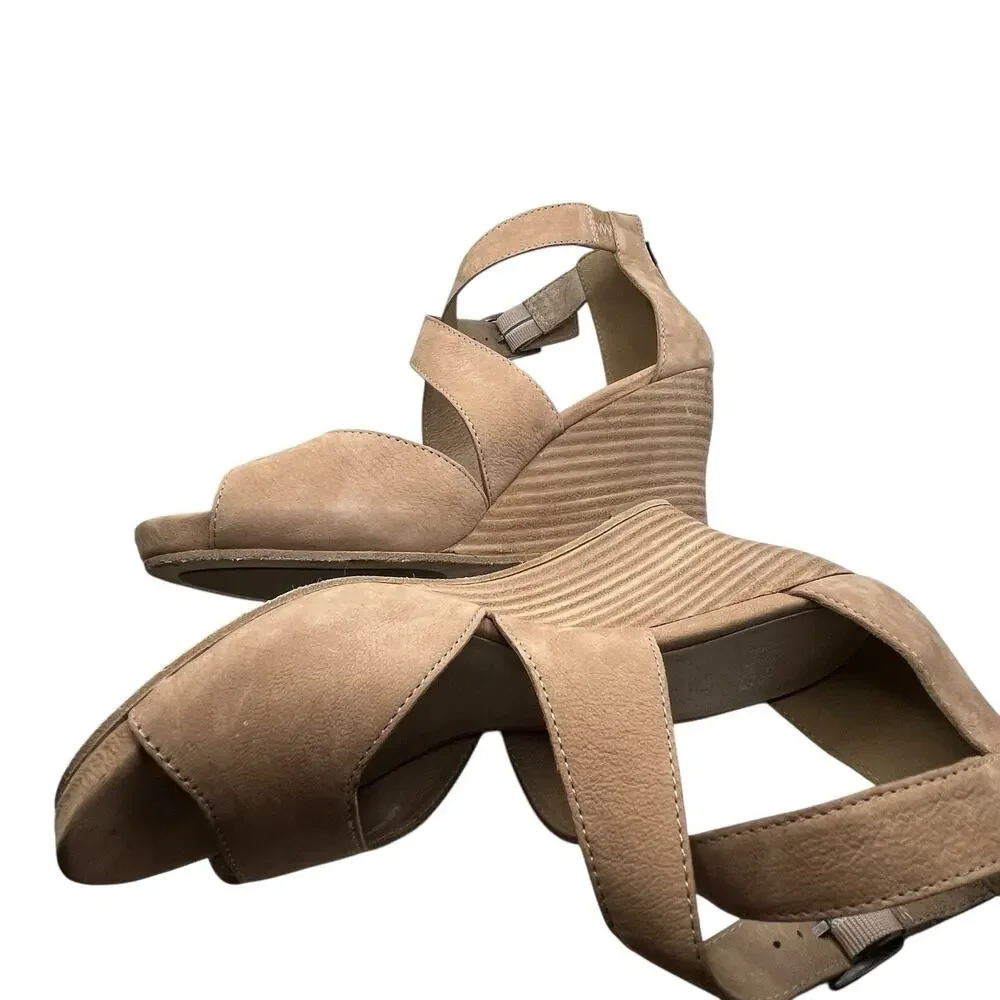 Eileen Fisher Carole Sandals Wedges Women Size 7 Tan Caramel Ankle Strap 3 Inch
